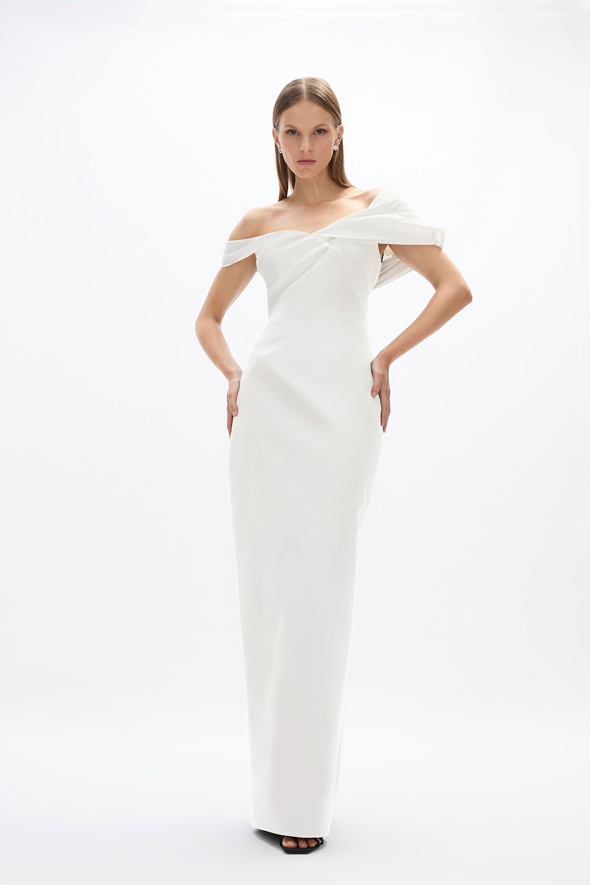 DELILA GOWN